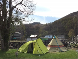 大自然に癒されるウィンケルビレッジ・朝里川温泉オートキャンプ場