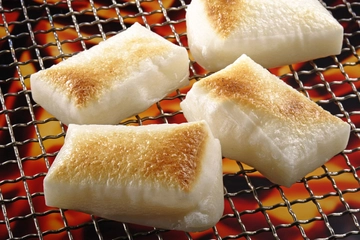 この時期に食べたい!キャンプで作れるお餅のアレンジ料理に挑戦してみよう☆