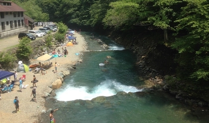 「唐沢キャンプ場」は釣り・川遊び天国!子どもから大人まで大満足!