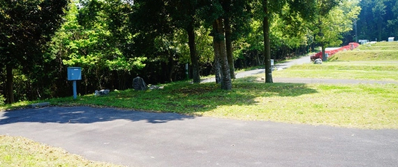 「秋吉台家族旅行村」でオートキャンプ＆アウトドアレジャーを楽しもう！