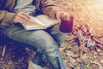 インターネットだけじゃ足りない?「キャンプ本」を読んでワンランク上のキャンプを楽しもう!