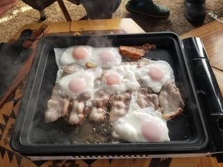 【キャンパーこだわりの逸品】キャンプ料理作りで大活躍するコンロ&バーナー