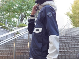 コロンビアのウインドブレーカーを紹介！高い撥水性と通気性