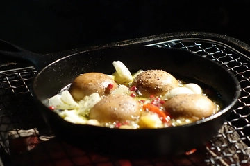 アヒージョの人気レシピ10選!キャンプで美味しく簡単に作れる
