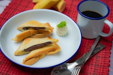 【ひなたごはん】ホットサンド×小倉トーストで名古屋の味覚を！