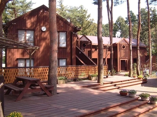 「豊里ゆかりの森」はソロキャンプにもファミリーキャンプにもおすすめ！