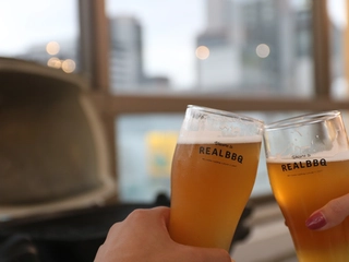 フォトジェニックなBBQスポットに引き続き、REALBBQがクラフトビールを開発!