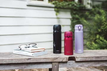 季節を問わず大活躍！おすすめのサーモスの500ml水筒6選