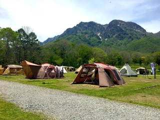 【キャンプ展示受注会】店頭で見られない話題のテント勢揃い in 戸隠キャンプ場