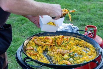 夏キャンプで食べたい!おすすめキャンプ飯レシピ10選
