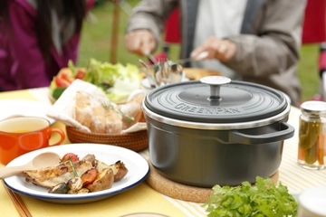 「超時短」でキャンプ飯!プロ級のおいしさも叶える魔法の鍋とは?