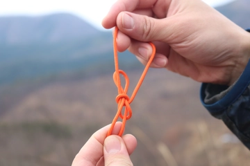 【写真＆動画でわかる】キャンプで役立つ「もやい結び」を徹底解説