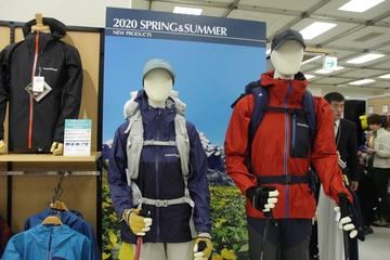 モンベル渾身の焚き火台が登場！シュラフでも革命！？今春はキャンプギアが拡充