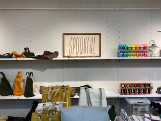 知らなきゃ損!アイデア次第で何でも入るすごい〇〇屋さん「spoonful」