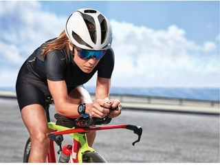 トレーニングの強い味方！人気のガーミンForeAthlete 945