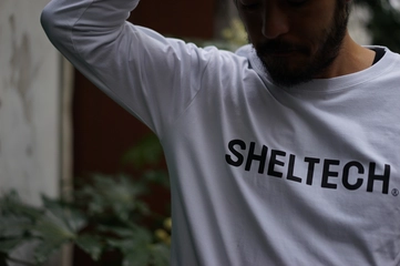 「SHELTECH(R)」から待望の新作!デザイン&機能に優れたウェアで快適な外遊びを♪
