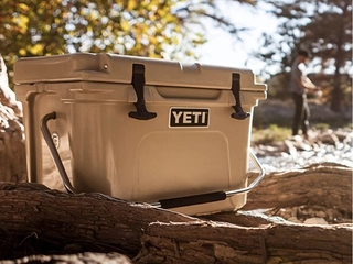 YETI(イエティ)のクーラーボックスのサイズ&モデル選び!愛用キャンパー多数!