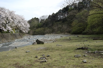意外な穴場ながらも近年は知名度アップ、滝沢園キャンプ場を解説!