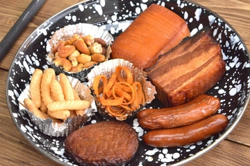 あの食材が高級バルの味。おうちキャンプで挑戦したい燻製料理【#JeepStayReady】