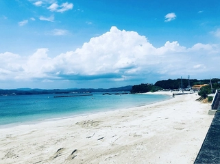 御座岬オートキャンプ場を解説!御座白浜海水浴場まで歩いてすぐ!