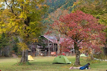 徳沢キャンプ場を解説!上高地の山々にいく登山拠点として最適!