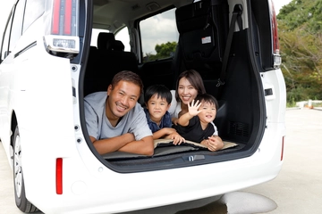 秋のおでかけは車中泊で！今年の秋は、家族でもっと自由にアウトドアを楽しもう