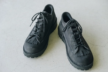 スノーピーク×Dannerコラボ第4弾!歩きやすさにこだわった「DANNER FIELD LOW SP」