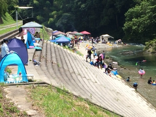 川遊びで大満足!和歌山県「細野渓流キャンプ場」の魅力3選