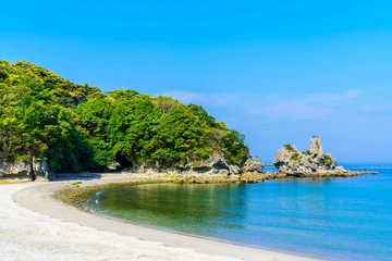 最高の水質で海が楽しめる!「弁天浜キャンプ場」の魅力5選