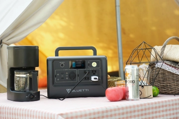 キャンプサイトに溶け込む高機能ポータブル電源!BLUETTIの新作が最大40%オフで登場!