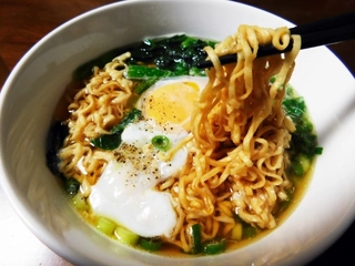 チキンラーメンを野菜でアレンジ!栄養価UPレシピ7選