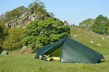 【2kg以内】超軽量テントおすすめ15選!コスパ最強で登山やツーリングにぴったり!