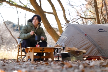 【ぬくぬく冬キャンプ】これもアウトドアの重要スキル！凍え知らずのウェアリング術