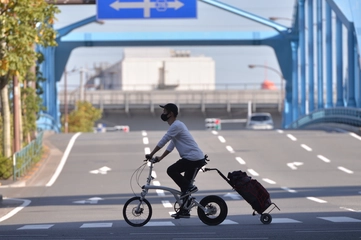 いつもと違う、渋谷発のキャンプ。折りたたみ自転車とトレーラーでまったり旅【キャンプ×自転車】