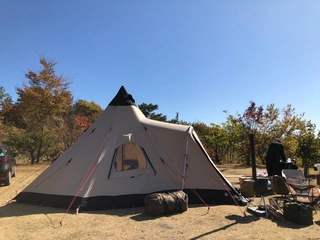 DODのワンポールテント(8人用)は大人数のキャンプにぴったり!
