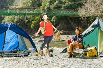 【山と食欲と私×hinata】炙ればなんでもご馳走に!その前に知っておきたいガス機器の使い方
