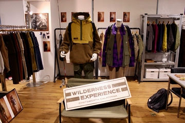 新発想のアウトドアブランド「ウィルダネスエクスペリエンス」。収納力抜群のキャンプアパレルに大注目！