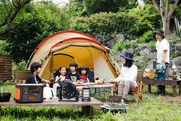 家族キャンプでバタバタしないコツ。Jackery(ジャクリ)の最強電源がキャンプに「ゆとり」を生む