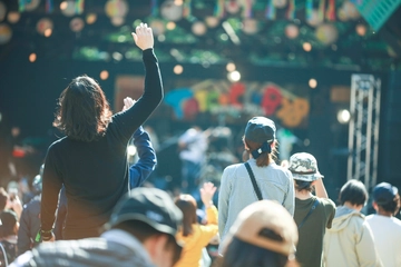 音楽フェスへは公共交通機関で向かおう。自然を愛する大人の「エコ」なキャンプとは?【プロ店員のみっちり講座】