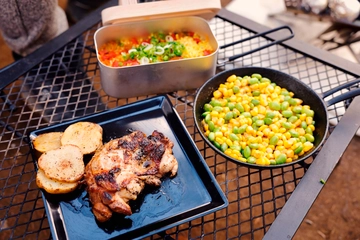 到着してすぐビールが飲みたいソロキャンパーへ!飲みながら居酒屋の味を実現【簡単キャンプ飯3選】