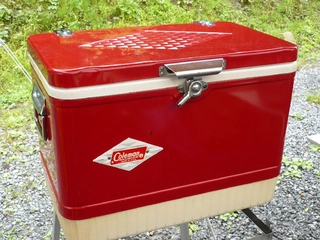 保冷力が高く大容量なコールマンのスチールベルトクーラー！