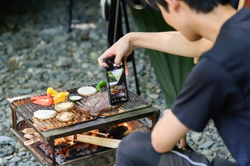 映える投稿を極める!シーン別、スマホで撮ったキャンプ写真を上手に加工できるアプリ10選