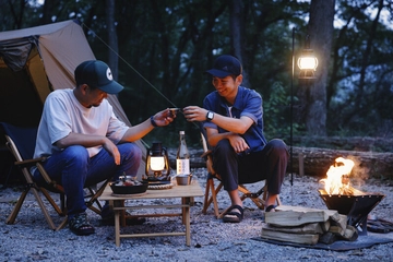 「秋空×日本酒=最強」。改めて知りたい、キャンプでの晩酌の楽しみ方