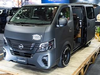 木村拓哉がプロデュース!アウトドアの「好き」を詰め込んだ「日産 キャラバン」【東京オートサロン2023で見つけたキャンプなクルマvol.5】