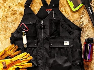 【今日のキャンプ用語辞典】今さら聞けない「キャンプベスト」とは？