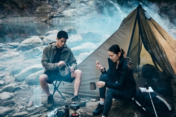 【僕らが次に選ぶキャンプ服】実は盲点だった！？「パフォーマンス系」がイイ理由とは