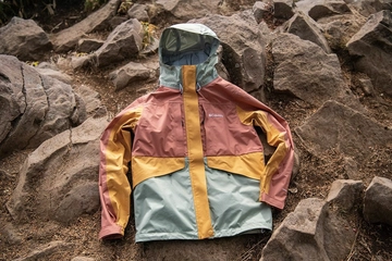 コロンビアから春のハイキングにぴったりの「新アパレルコレクション」が登場！