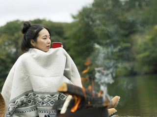 おしゃれな「アウトドアブランケット」おすすめ15選！家族で使える大判タイプも紹介