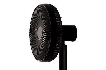 【最大10mに進化】送風力も強化のルーメナー「最新コードレス扇風機」が夏キャンプの切り札に！