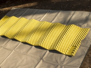 【2025年】クローズドセルマットおすすめ12選！キャンプや登山で快眠を